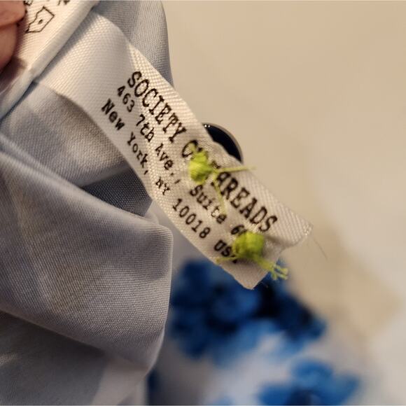 Men's New Blue Floral Shirt Button-Up Wrinkle Free Tropical Size XL - Picture 6 of 11